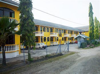 Hji Residensi Hotel Kuah Exterior foto